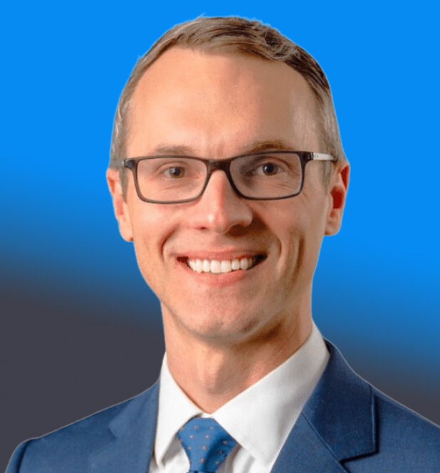 headshot: James Walkinshaw